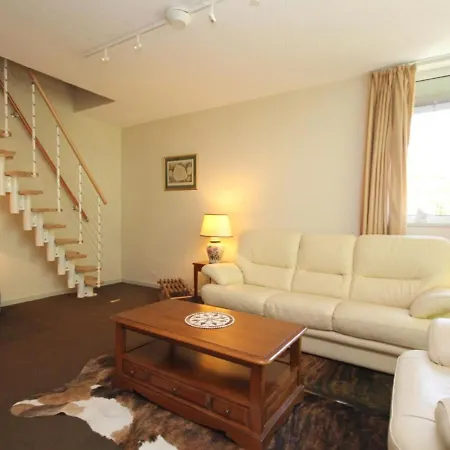 Spacieux Duplex 3 Pieces Avec Balcon Et Parking Privatif - Fr-1-608-161 * Ле-Мон-Дор