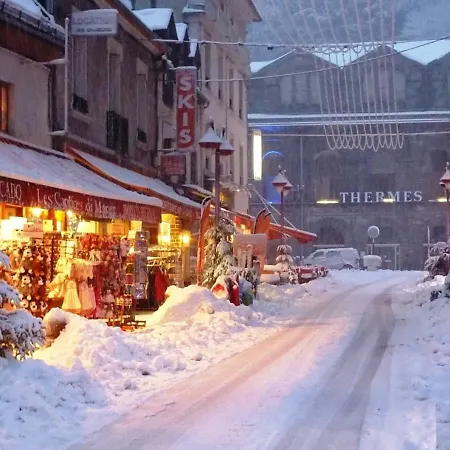 Spacieux Duplex 3 Pieces Avec Balcon Et Parking Privatif - Fr-1-608-161 * Ле-Мон-Дор